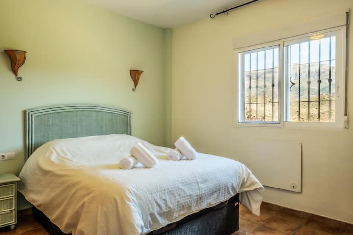 Master bedroom 1