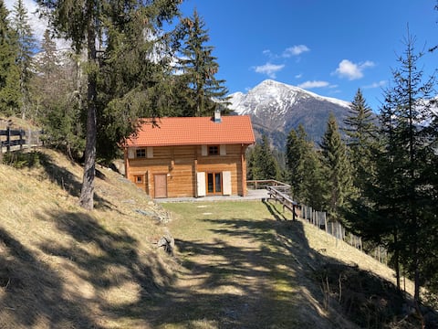 Mountain chalet made of solid wood with Sauna