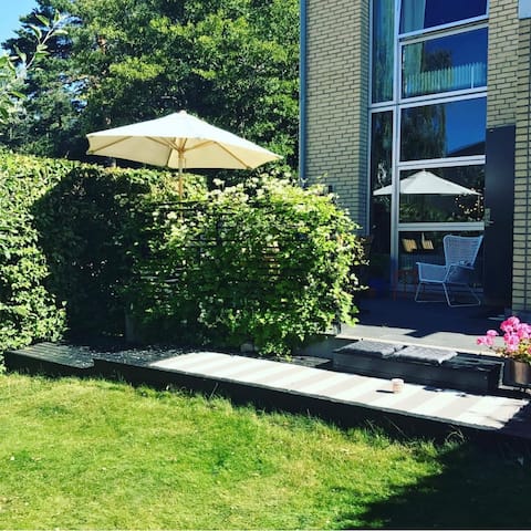 Successful Airbnb property: Townhouse close to nature and city! in Stockholm