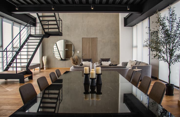 Stylish XL apartment-Roma Sur