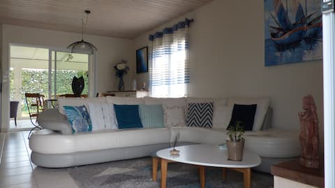 Popular Airbnb listing: 3-star holiday home close to the beach in Saint Vincent Sur Jard