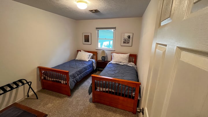 3 ° camera con letti singoli.