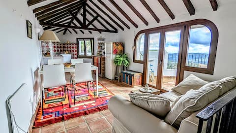 Successful Airbnb property: Casa de Luz in Casares