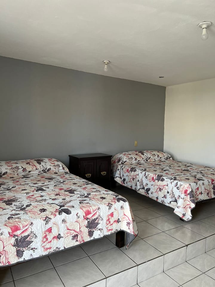 غرفة النوم 2