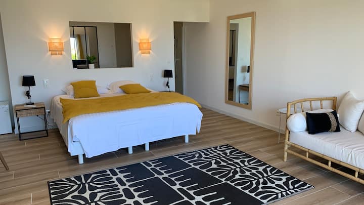 חדר שינה 4, במרתף