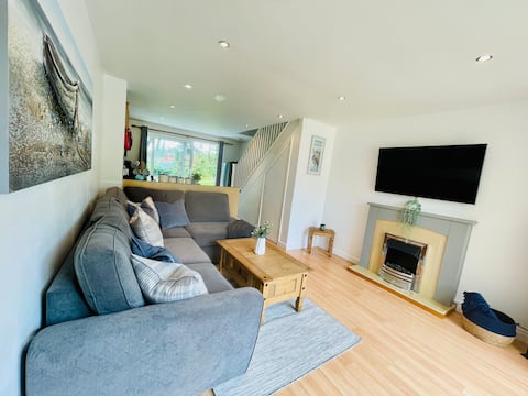 Beautiful Villa in Cornwall with Pool & Gym access