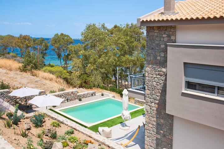 Lmproperties managed Airbnb listing 1