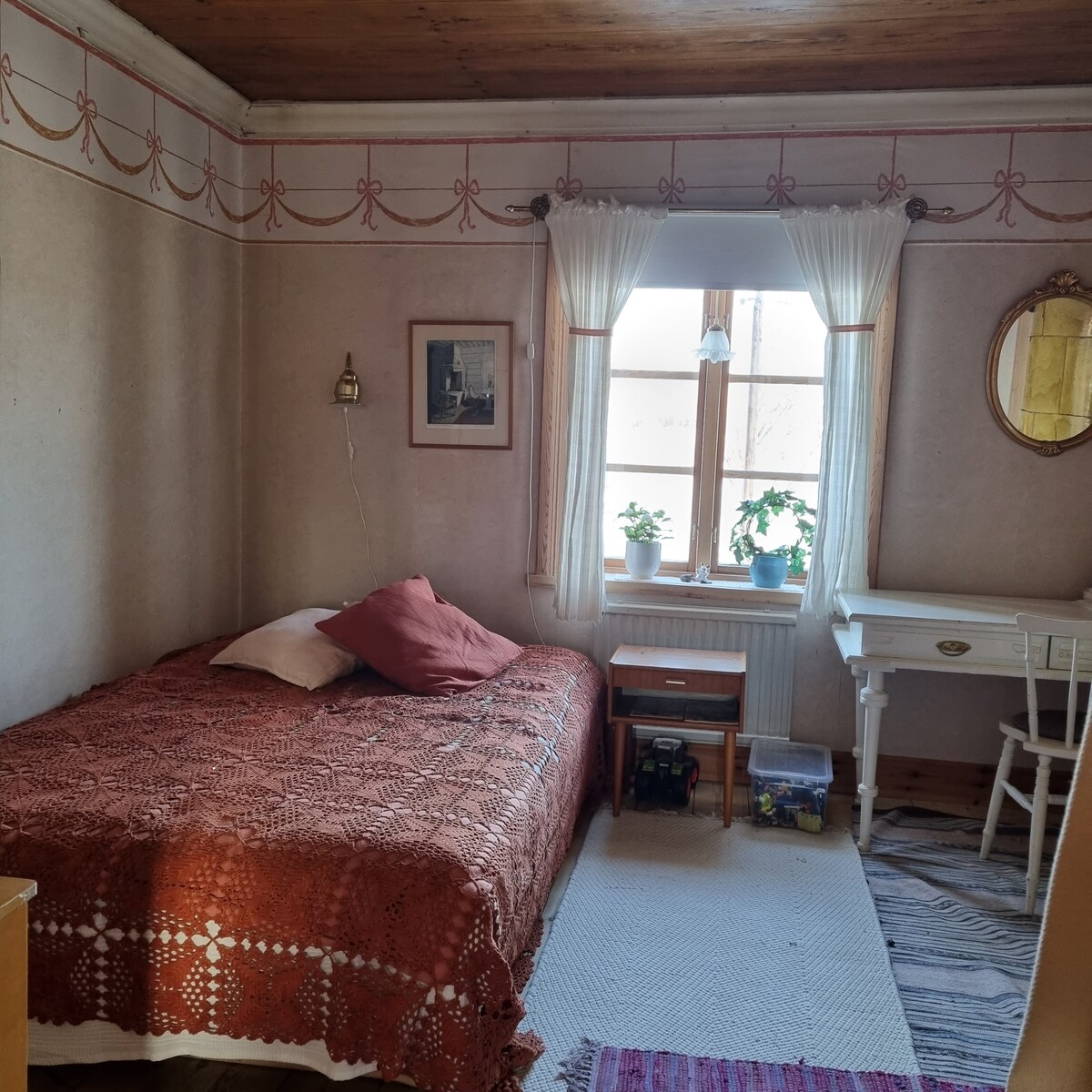 Спална соба со 120 кревет