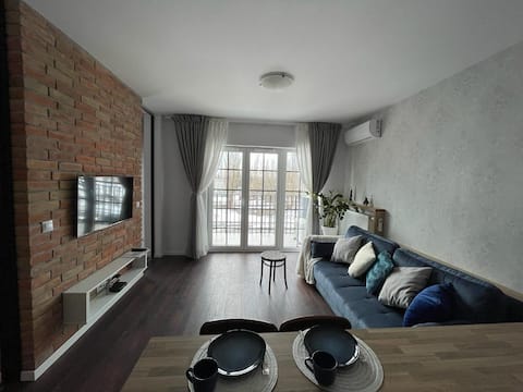 Popular Airbnb listing: Myosotis near Manufaktura in Łódź