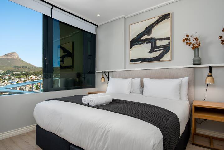 Heaven on 23 | Mountain Views gallery image 4