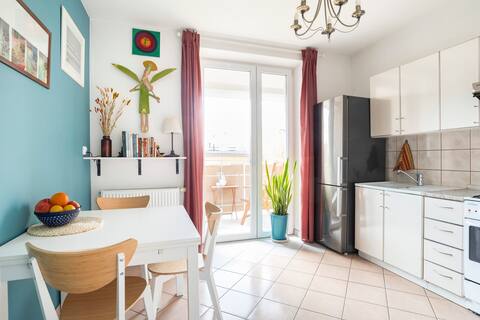 Top Airbnb: Sunny studio apartment in Mokotów