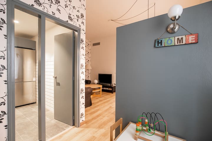 H7YOG22 Large apartment in Gracia (3 bedrooms)