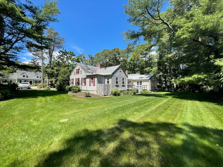 Prime Location - Clean And Comfortable Family Home - Barnstable, MA