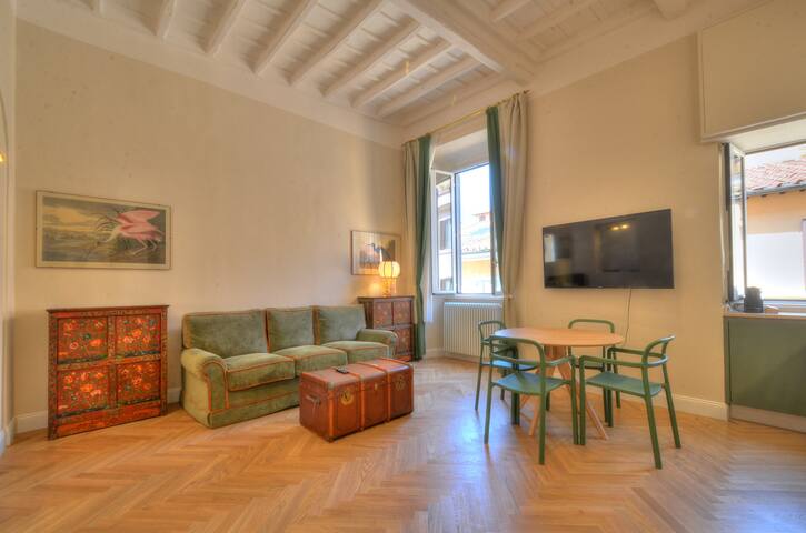 A few steps from Campo de Fiori gallery image 2