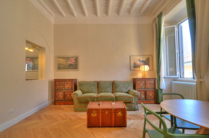 A few steps from Campo de Fiori gallery image 4