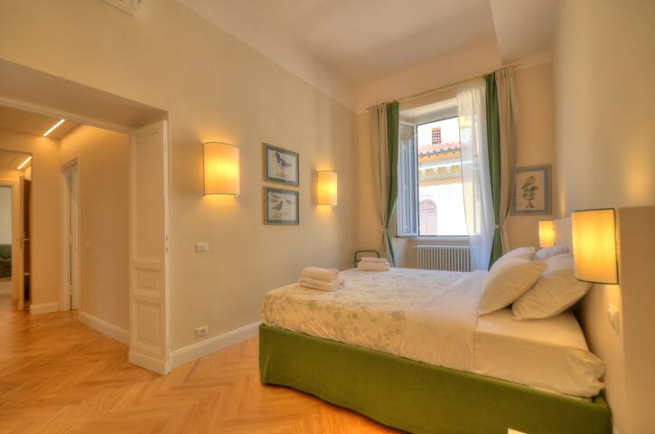 A few steps from Campo de Fiori gallery image 3