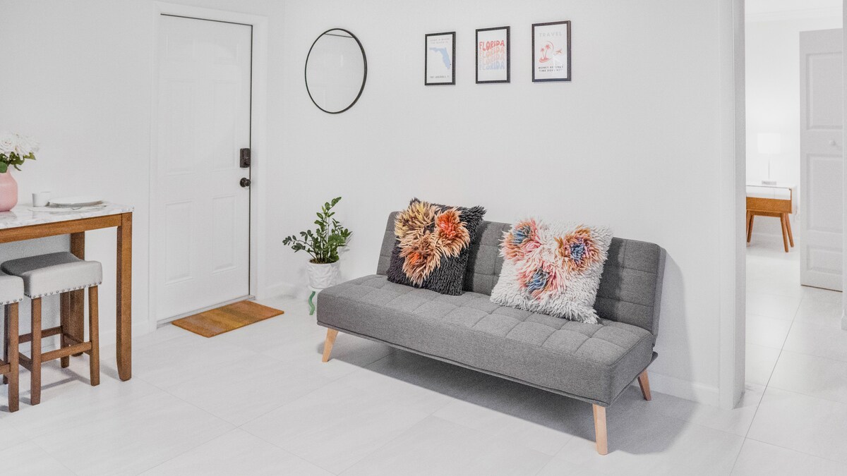 Top Airbnb: Casa Paraiso in Oakland Park