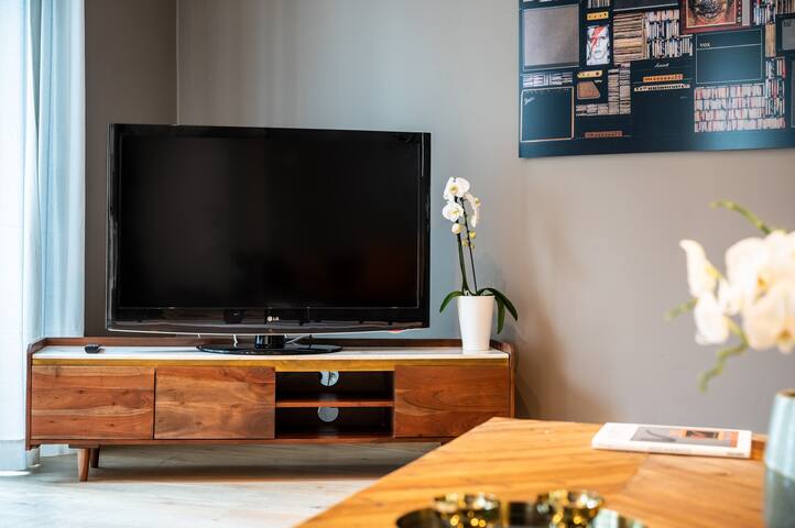 Sablon I. Elegant 2BDR apartment gallery image 3