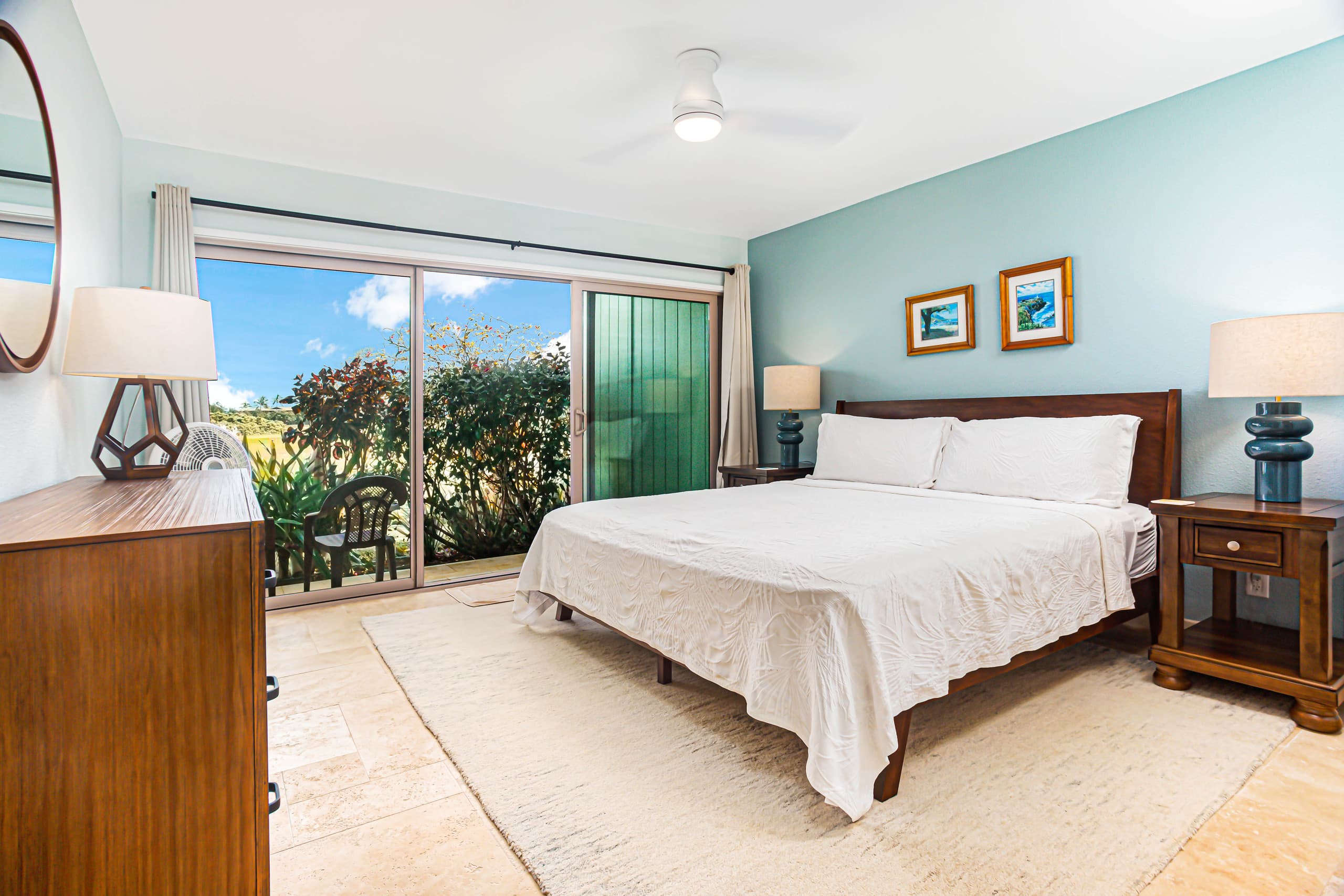 Peaceful 2bed 2bath, newly renovated, ocean views - Photo 6