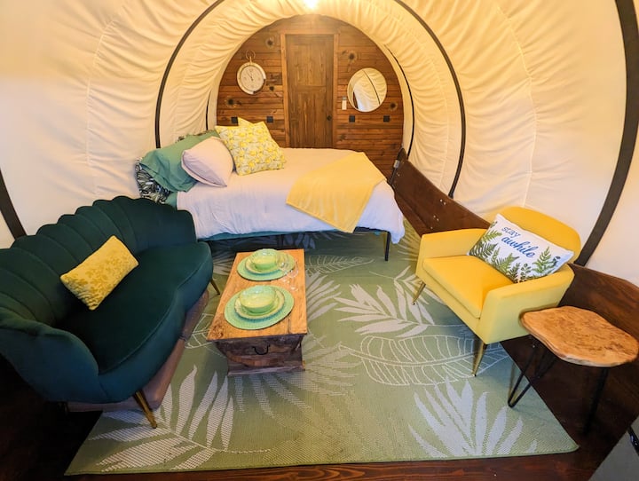 Riesling Wagon East view