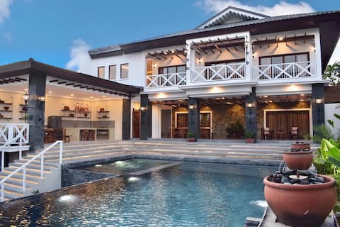 Vendali -Massive Villa & rooms, private pool
