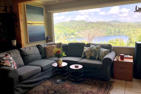 Top performing Airbnb: The Panache in Saint Adolphe D'howard