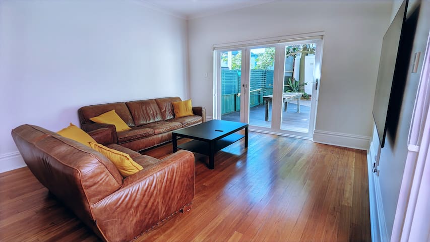 Jet Flamingo: The Surf House gallery image 4