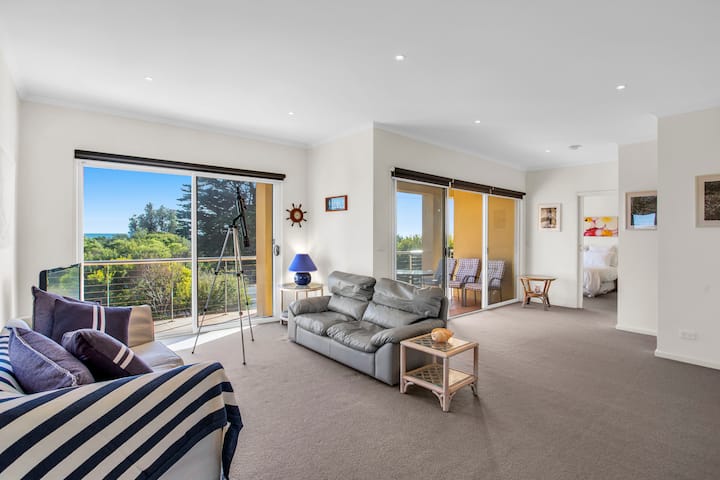 Sehemu ya juu ya sebule 