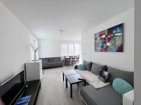 New H5 app. | parking | nice balcony | terrace