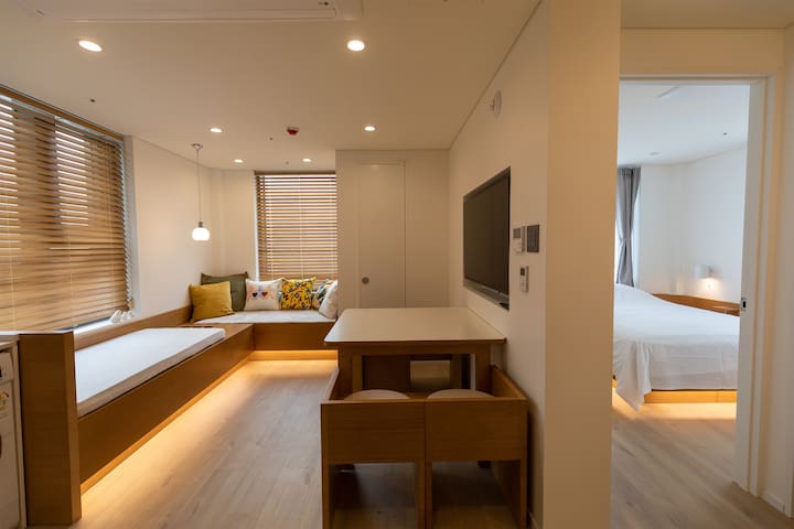 WECO STAY Dongdaemun managed Airbnb listing 1