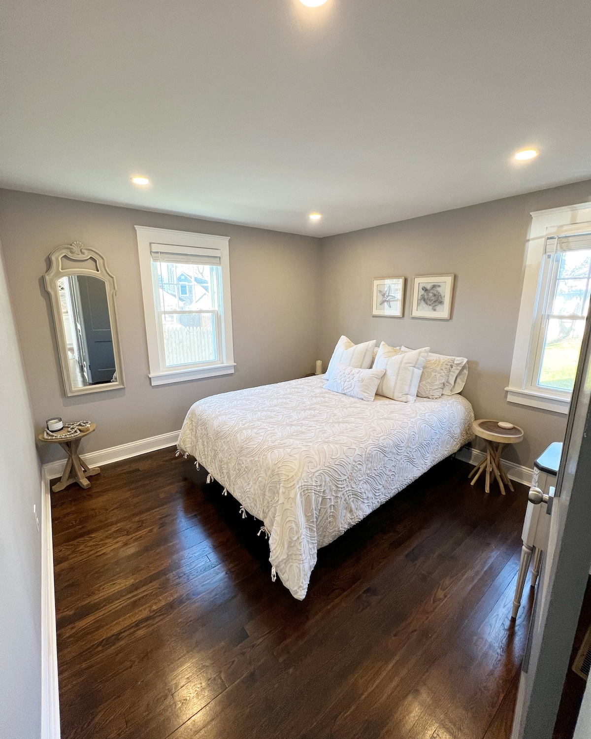 Spálňa s manželskou posteľou č.3 na prízemí.