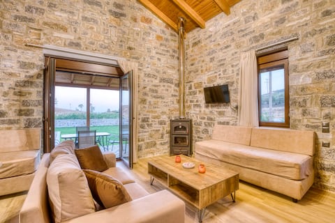 Successful Airbnb property: Cloud 9 with Garden near the Sea in Δήμος Μαλεβιζίου