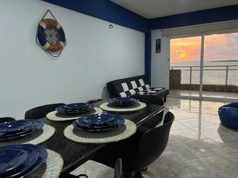 Playero Refuge, Front of the Sea