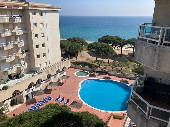 Seafront With Balcony In Blanes - Blanes