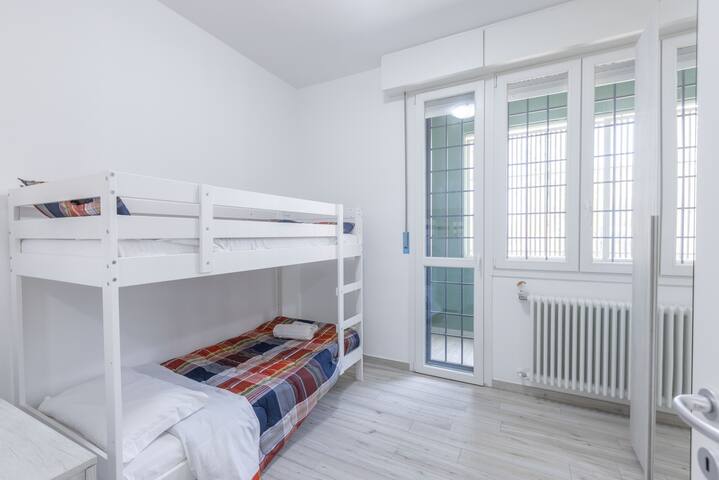 Gobetti, Bologna By Short Holidays gallery image 3