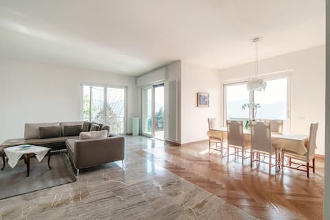 Popular Airbnb listing: Villa Franco in Como