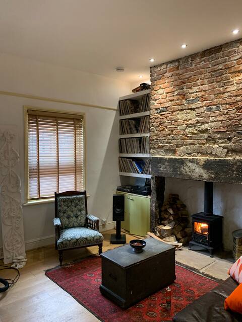 Popular Airbnb listing: Entire Townhouse Newcastle, Perfect location in Tyne & Wear