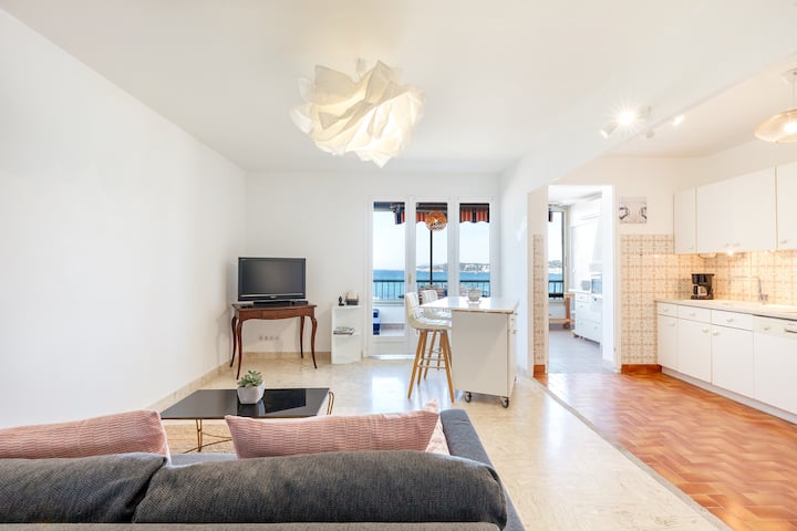 Pogled na more ostaje sveprisutan