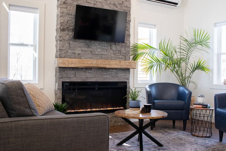 Copper Shore Lake House – McConnell