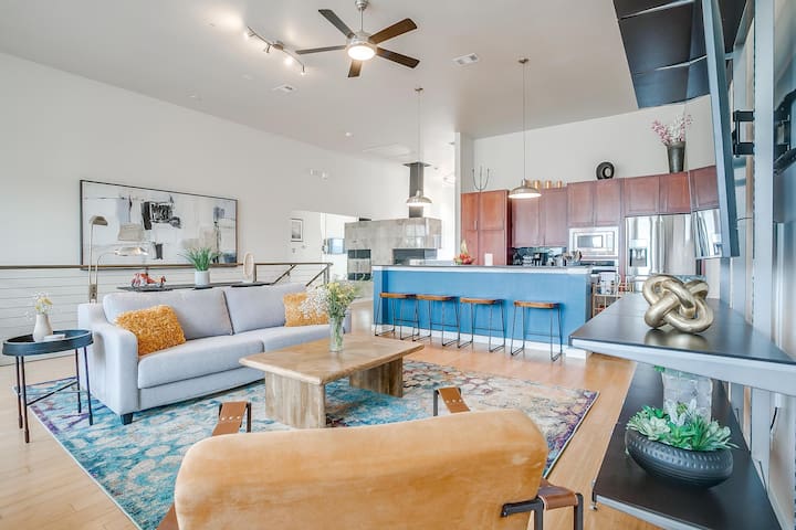 Monthly Specials! Furnished Rental in Southside FW