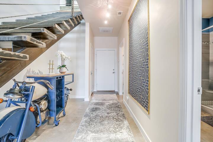 Monthly Specials! Furnished Rental in Southside FW gallery image 5