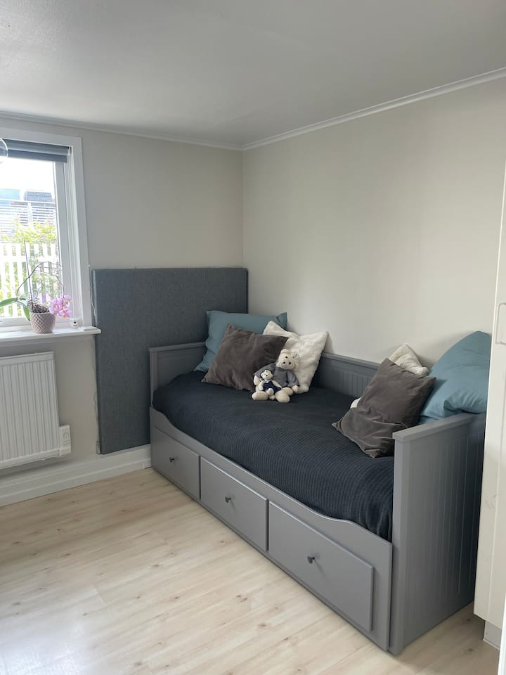 غرفة النوم 2