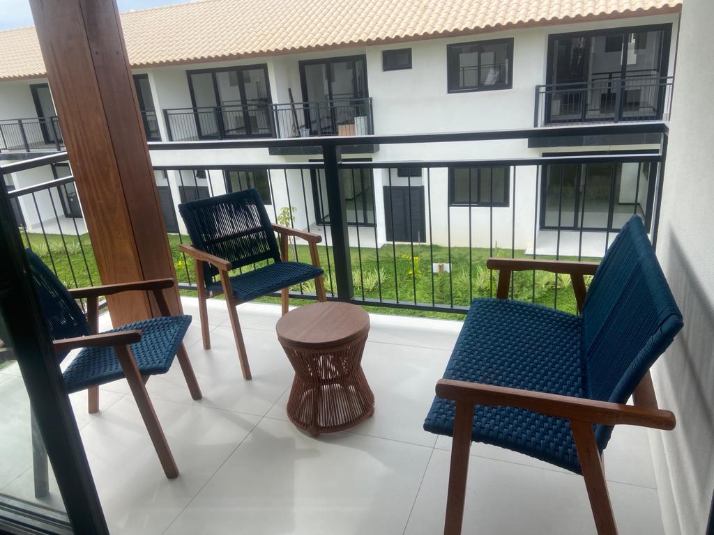 Ъглов апартамент с балкон и широк изглед.