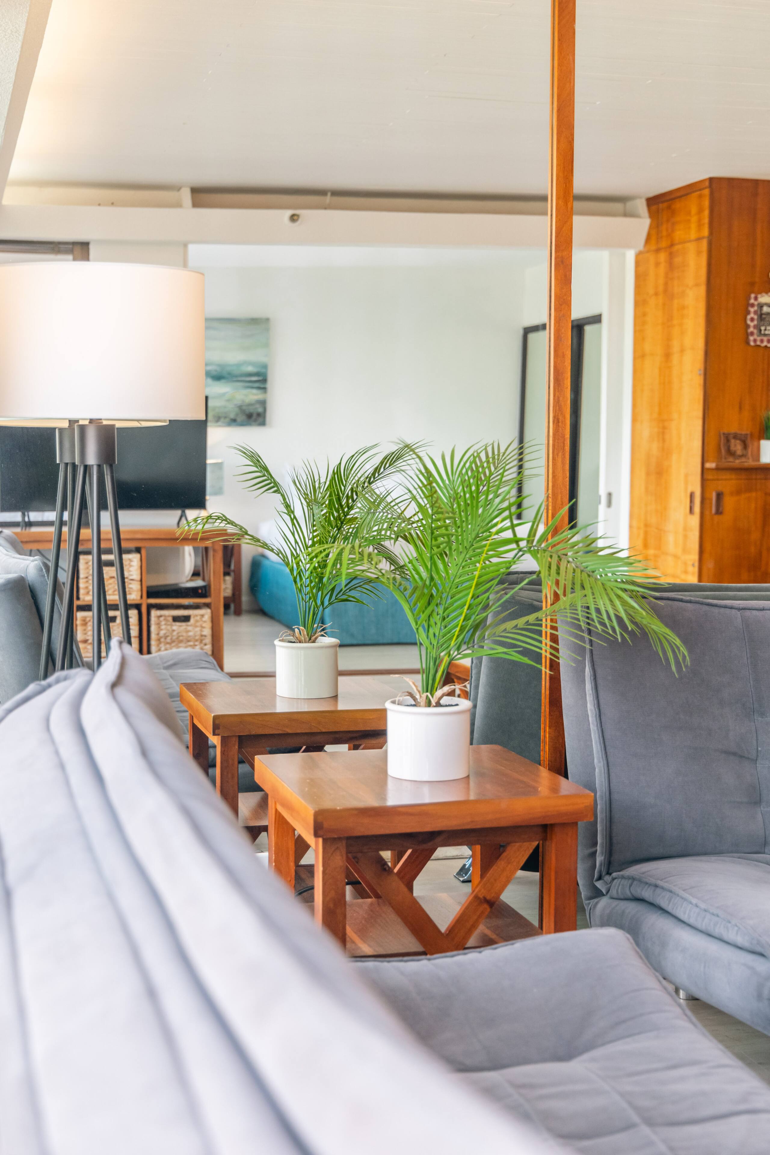 Condo in Honolulu · ★4.79 · 1 bedroom · 2 beds · 1 private bath - Image 7