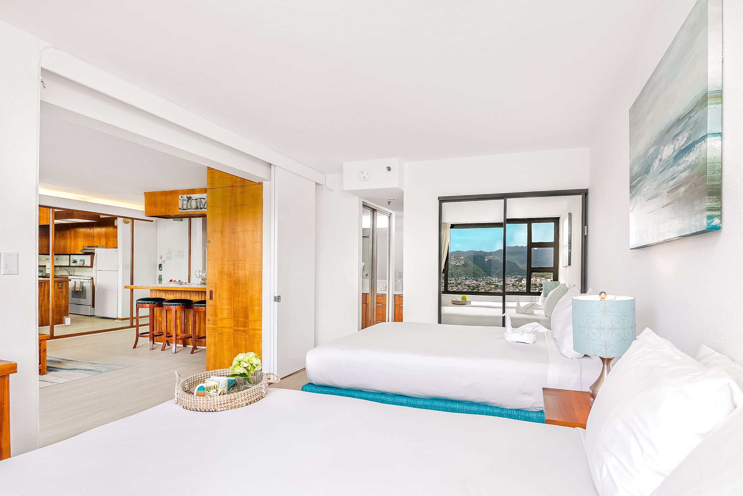 Condo in Honolulu · ★4.79 · 1 bedroom · 2 beds · 1 private bath - Image 34