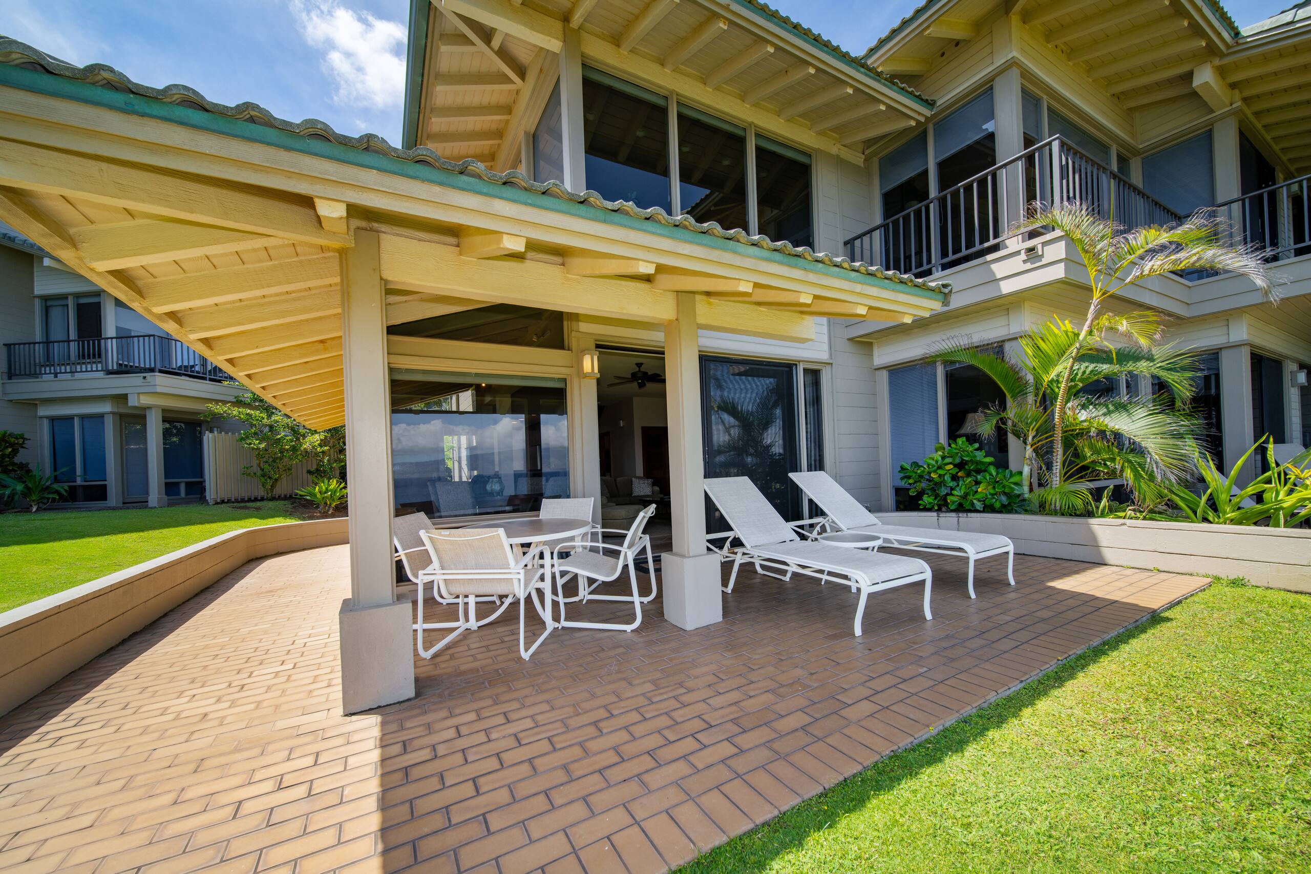 Condo in Lahaina · ★4.2 · 1 bedroom · 2 beds · 1 bath - Image 1