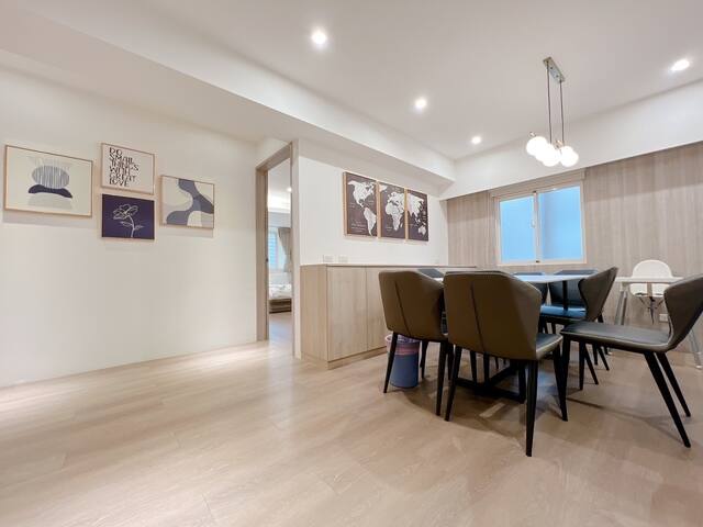 【忠孝敦化繁華地段】市中心步行距離優質豪華公寓8~10人房-獨有大4房2衛/捷運忠孝敦化站 gallery image 2