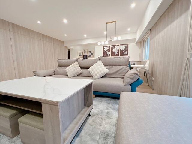 【忠孝敦化繁華地段】市中心步行距離優質豪華公寓8~10人房-獨有大4房2衛/捷運忠孝敦化站 gallery image 3