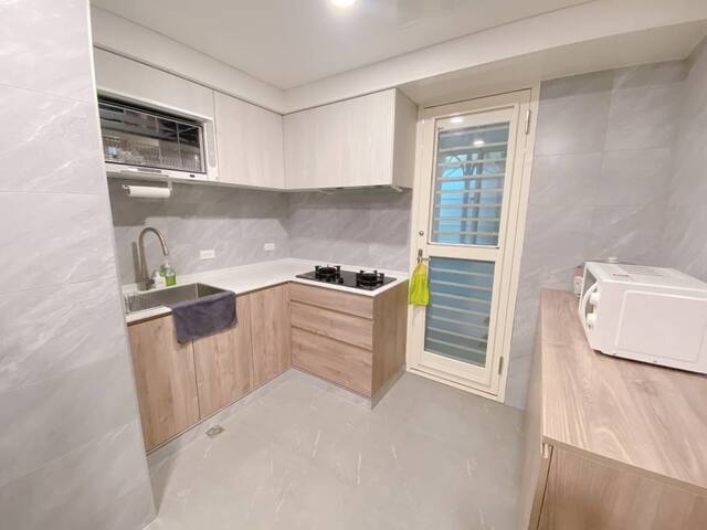 【忠孝敦化繁華地段】市中心步行距離優質豪華公寓8~10人房-獨有大4房2衛/捷運忠孝敦化站 gallery image 4