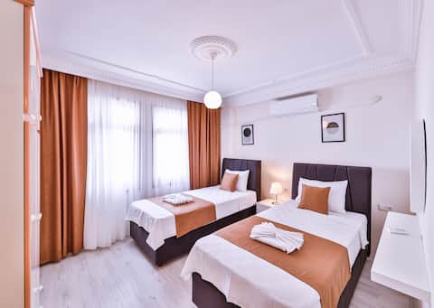 Top Airbnb: Mert Apart 2 in the center of Kaş in Antalya